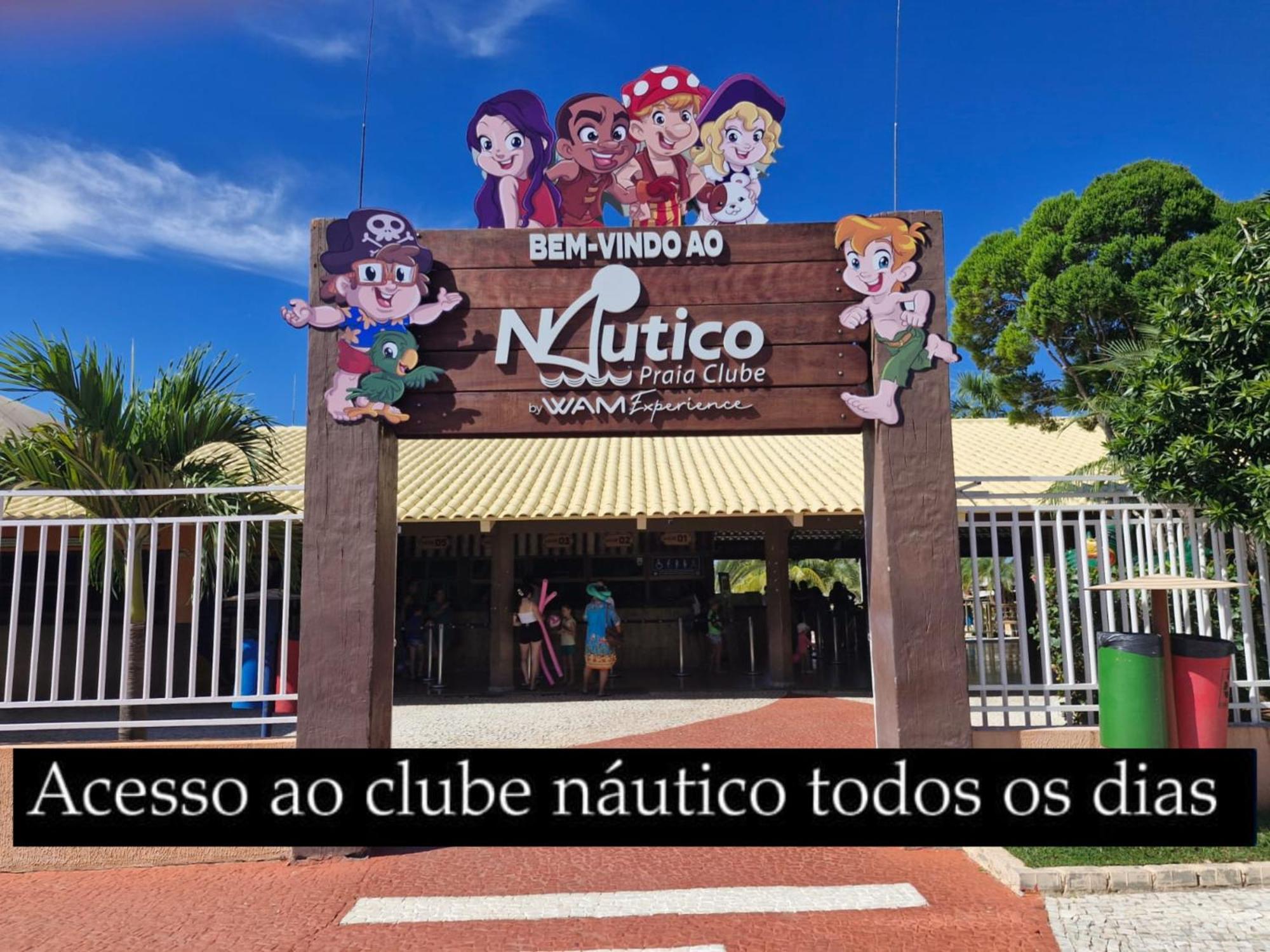 Nautico Flat Com Acesso Ao Clube Nautico Praia- Caldas Novas Luaran gambar