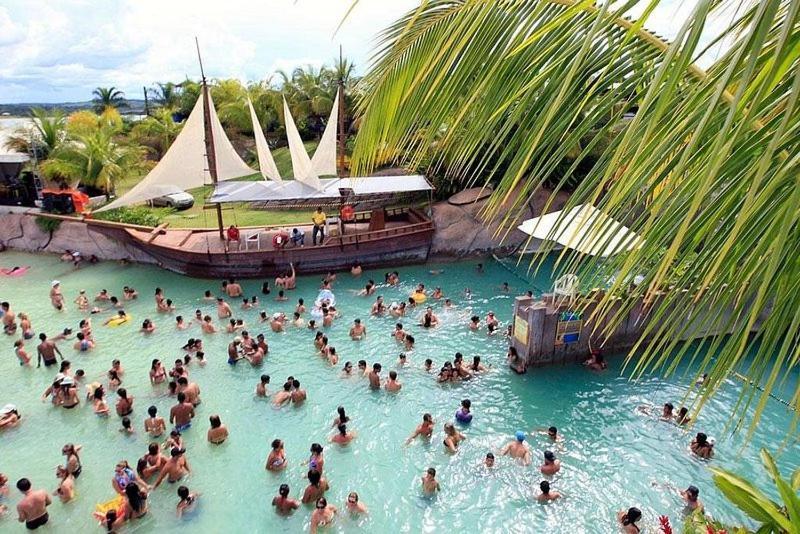 Nautico Flat Com Acesso Ao Clube Nautico Praia- Caldas Novas Luaran gambar